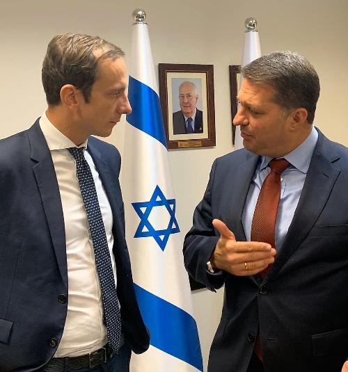 Il governatore del FVG Massimiliano Fedriga nel corso della visita istituzionale in Israele con il sindaco della città Modi'in-Maccabim-Re'ut Haim Bibas